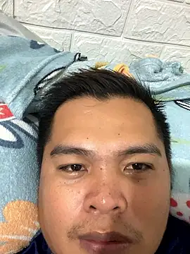 Snapshot of bigloadfox chatting on 03/08/26, 02:43 bigloadfox online show from 03/08/26, 02:43