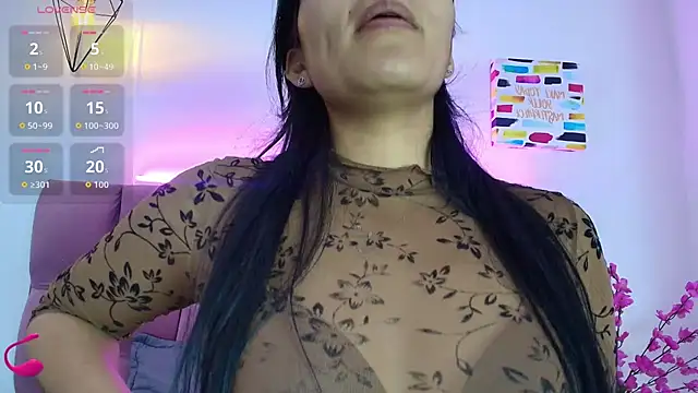 Snapshot of Melannyy__ chatting on 06/16/26, 02:36 Melannyy online show from 06/16/26, 02:36