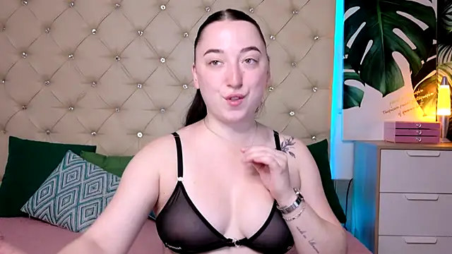 AwaMax online show from 05/13/26, 04:54