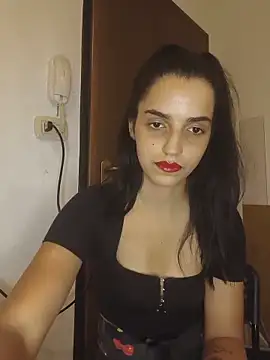 SoniaMoonnnnn online show from 05/31/26, 08:43