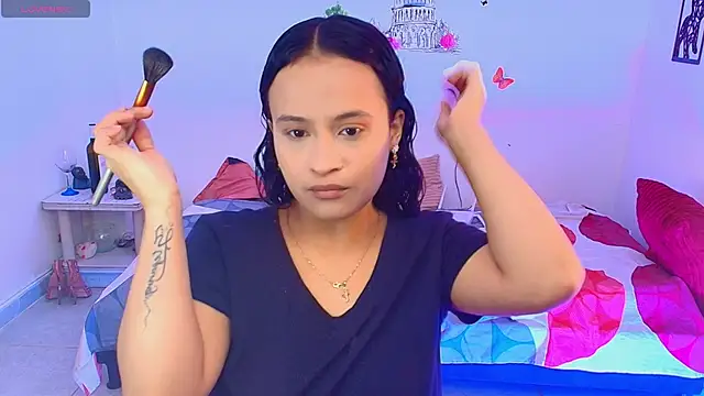 Snapshot of Kristin___ chatting on 02/18/26, 02:51 Kristin online show from 02/18/26, 02:51