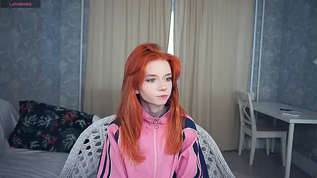 Snapshot of TarynPalek chatting on 02/03/26, 07:13 TarynPalek online show from 02/03/26, 07:13