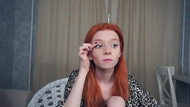 Snapshot of TarynPalek chatting on 02/09/26, 06:28 TarynPalek online show from 02/09/26, 06:28