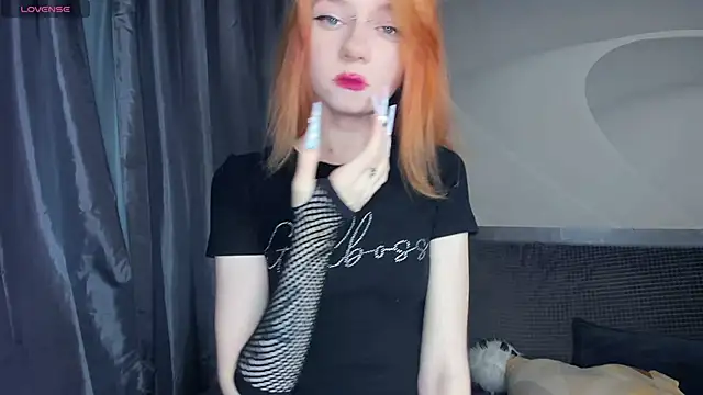 TarynPalek online show from 06/18/26, 07:41