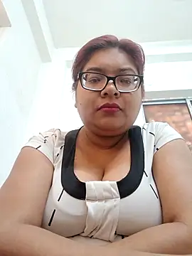 Snapshot of Elie_Hallway chatting on 02/03/26, 05:38 Elie Hallway online show from 02/03/26, 05:38