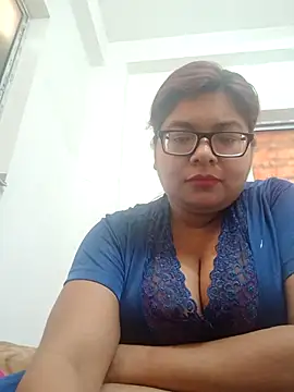 Snapshot of Elie_Hallway chatting on 03/08/26, 02:37 Elie Hallway online show from 03/08/26, 02:37