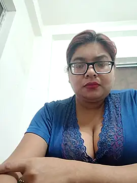 Snapshot of Elie_Hallway chatting on 03/11/26, 12:49 Elie Hallway online show from 03/11/26, 12:49