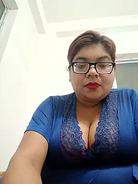 Snapshot of Elie_Hallway chatting on 03/12/26, 06:25 Elie Hallway online show from 03/12/26, 06:25