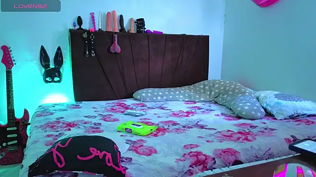 Iam kimh online show from 03/15/26, 04:13