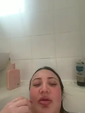 Snapshot of cococherry666 chatting on 02/09/26, 02:43 cococherry666 online show from 02/09/26, 02:43