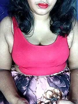 Snapshot of Maya-2010 chatting on 02/13/26, 05:09 Maya-2010 online show from 02/13/26, 05:09