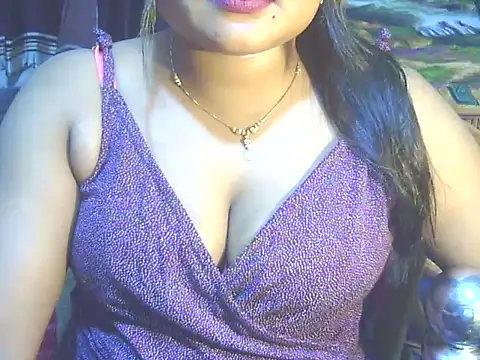 Snapshot of Nusrat_Faria chatting on 03/06/26, 03:41 Nusrat Faria online show from 03/06/26, 03:41