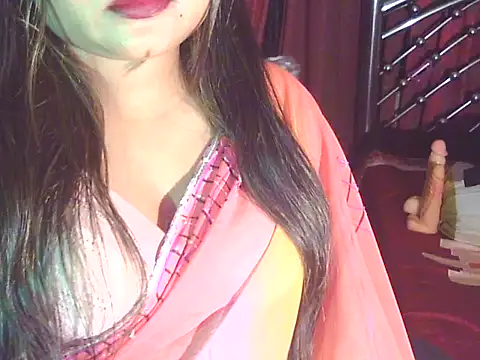 Nusrat Faria online show from 05/05/26, 09:56