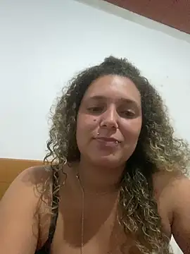 Snapshot of LoiraQuente69 chatting on 05/08/26, 11:54 LoiraQuente69 online show from 05/08/26, 11:54