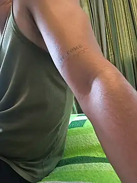 Snapshot of logan-31 chatting on 02/15/26, 10:06 logan-31 online show from 02/15/26, 10:06