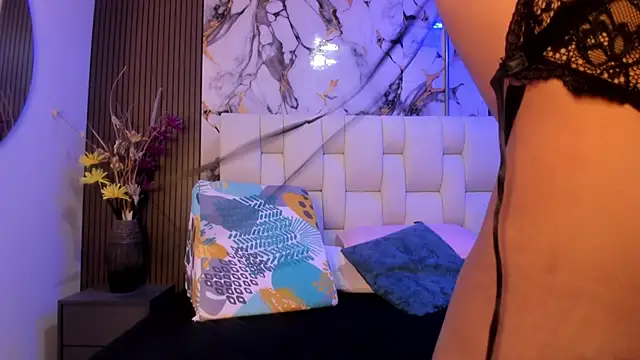 sophiaa10 online show from 05/09/26, 07:30