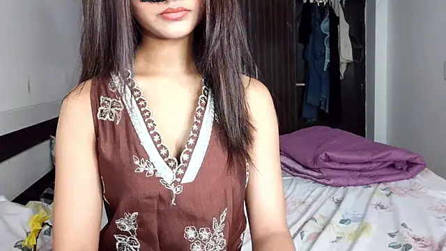Alina Teen online show from 06/25/26, 12:09