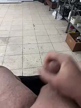 Snapshot of Can3438q chatting on 02/11/26, 10:26 Can3438q online show from 02/11/26, 10:26