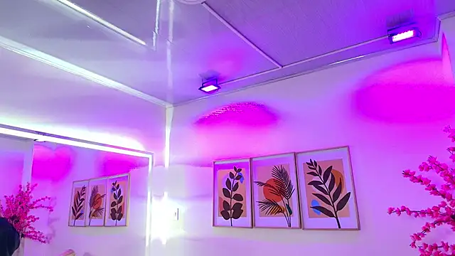 Snapshot of Madisson_pitman chatting on 03/13/26, 03:57 Madisson pitman online show from 03/13/26, 03:57