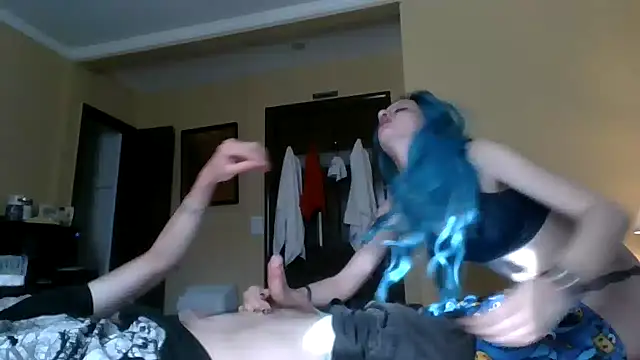 emoprincessxD online show from 04/04/26, 09:01