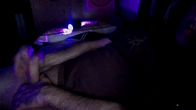 Snapshot of dollar_sub chatting on 04/11/26, 02:49 dollar sub online show from 04/11/26, 02:49