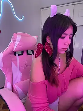 Snapshot of SoftDoll- chatting on 02/09/26, 03:05 SoftDoll- online show from 02/09/26, 03:05