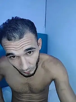 Snapshot of junior_men22 chatting on 03/11/26, 03:18 junior men22 online show from 03/11/26, 03:18