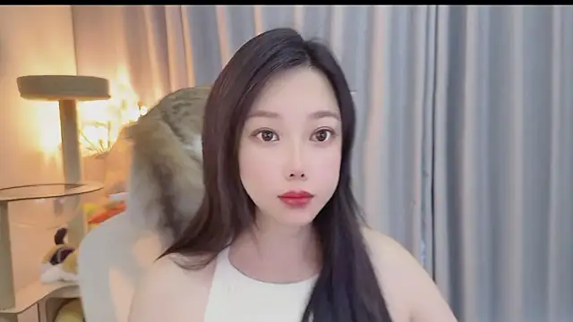 Snapshot of Yumi_yuni chatting on 06/04/26, 01:00 Yumi yuni online show from 06/04/26, 01:00