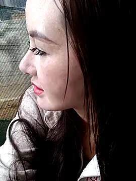 Snapshot of sa-sakura chatting on 02/05/26, 12:37 sa-sakura online show from 02/05/26, 12:37