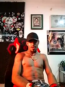 Snapshot of merka33 chatting on 02/06/26, 10:02 merka33 online show from 02/06/26, 10:02