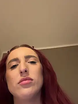 CrystalRedd online show from 05/11/26, 05:43