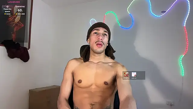 Snapshot of rafael_stone11 chatting on 03/06/26, 02:30 rafael stone11 online show from 03/06/26, 02:30