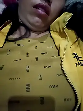 hot-luna- online show from 04/30/26, 06:58