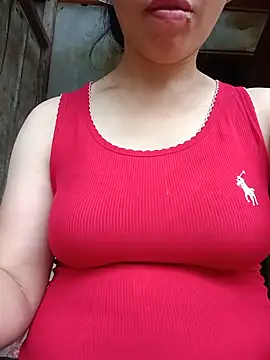 hot-luna- online show from 06/16/26, 12:13