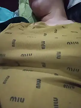 hot-luna- online show from 06/16/26, 12:52