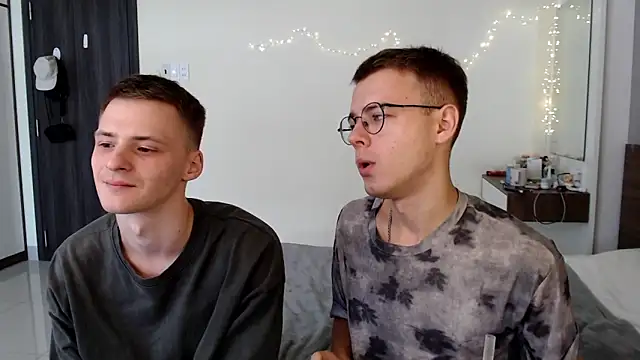 NikiKerryCum online show from 05/19/26, 03:13