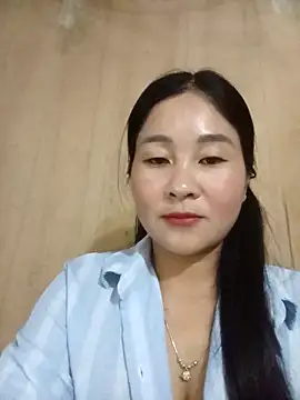 Snapshot of Dunk-namic chatting on 05/05/26, 02:14 Dunk-namic online show from 05/05/26, 02:14