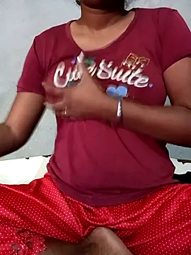 Snapshot of reet_sen03 chatting on 04/18/26, 01:53 reet sen03 online show from 04/18/26, 01:53