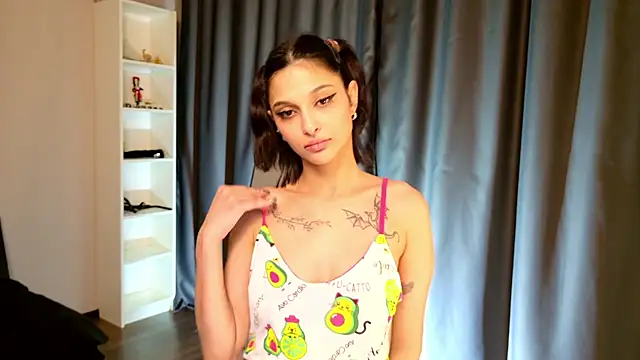 Eva Sterling  online show from 02/09/26, 05:06