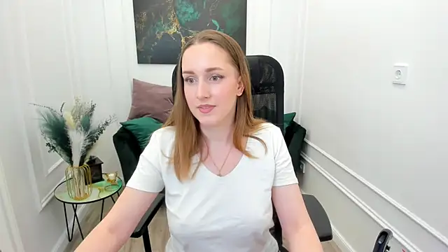 CaseyTerini online show from 06/05/26, 03:57