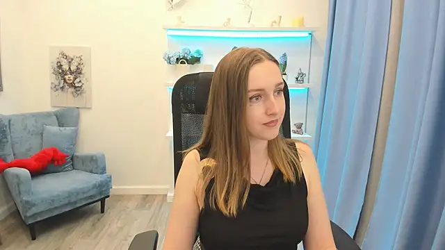 CaseyTerini online show from 06/17/26, 04:26