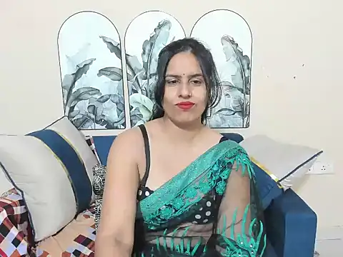 sara conorr online show from 05/15/26, 03:57