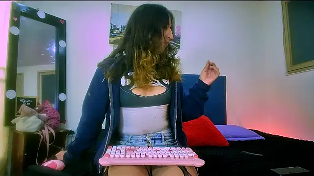 MEW ALIX online show from 06/18/26, 07:51