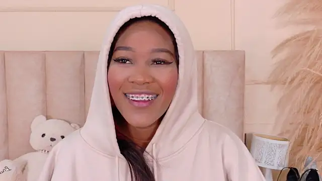 Snapshot of JosselynBrown chatting on 07/06/26, 11:18 JosselynBrown online show from 07/06/26, 11:18