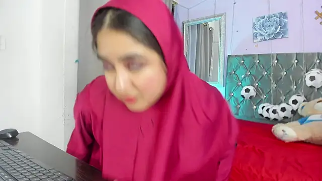 SamiraAwada online show from 06/23/26, 07:23