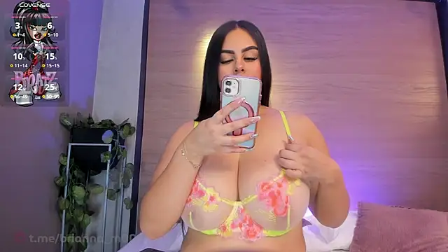 Brianna monroe online show from 06/25/26, 03:16