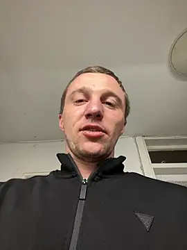 Snapshot of michaarMichaels chatting on 03/28/26, 06:51 michaarMichaels online show from 03/28/26, 06:51