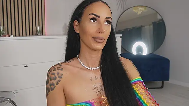 Snapshot of hayleybabe4 chatting on 02/24/26, 10:08 hayleybabe4 online show from 02/24/26, 10:08