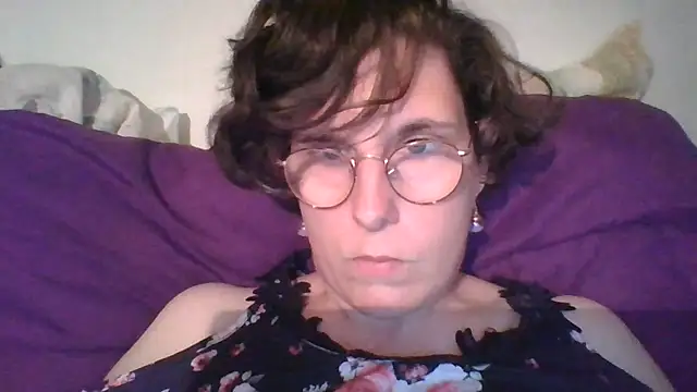 OIseauNoir88 online show from 05/08/26, 07:30