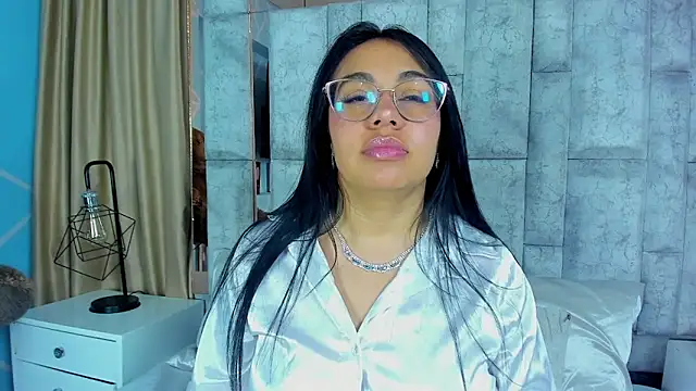 amy noa online show from 06/21/26, 02:03